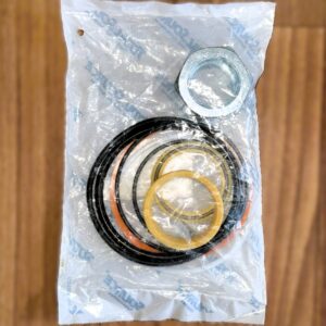 KIT SEAL; TILT CYLINDER - 7135555 - BobCat